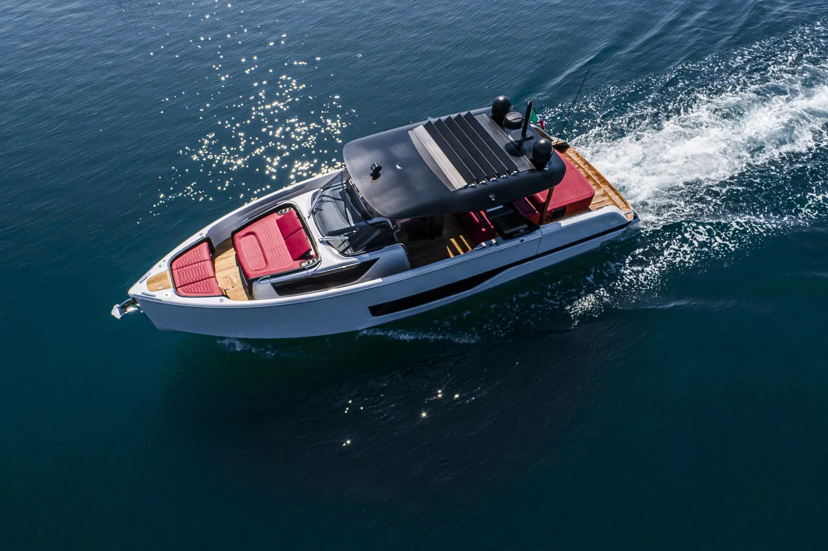 A46 Luxury <br>Tender