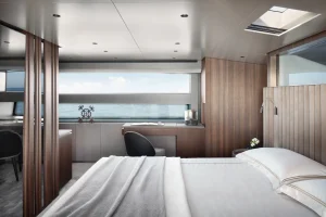 26 - SL90A-781 owner's cabin